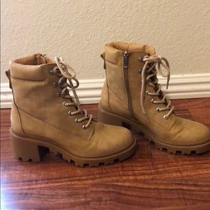 Madden Girl Heeled Boot size 7.5